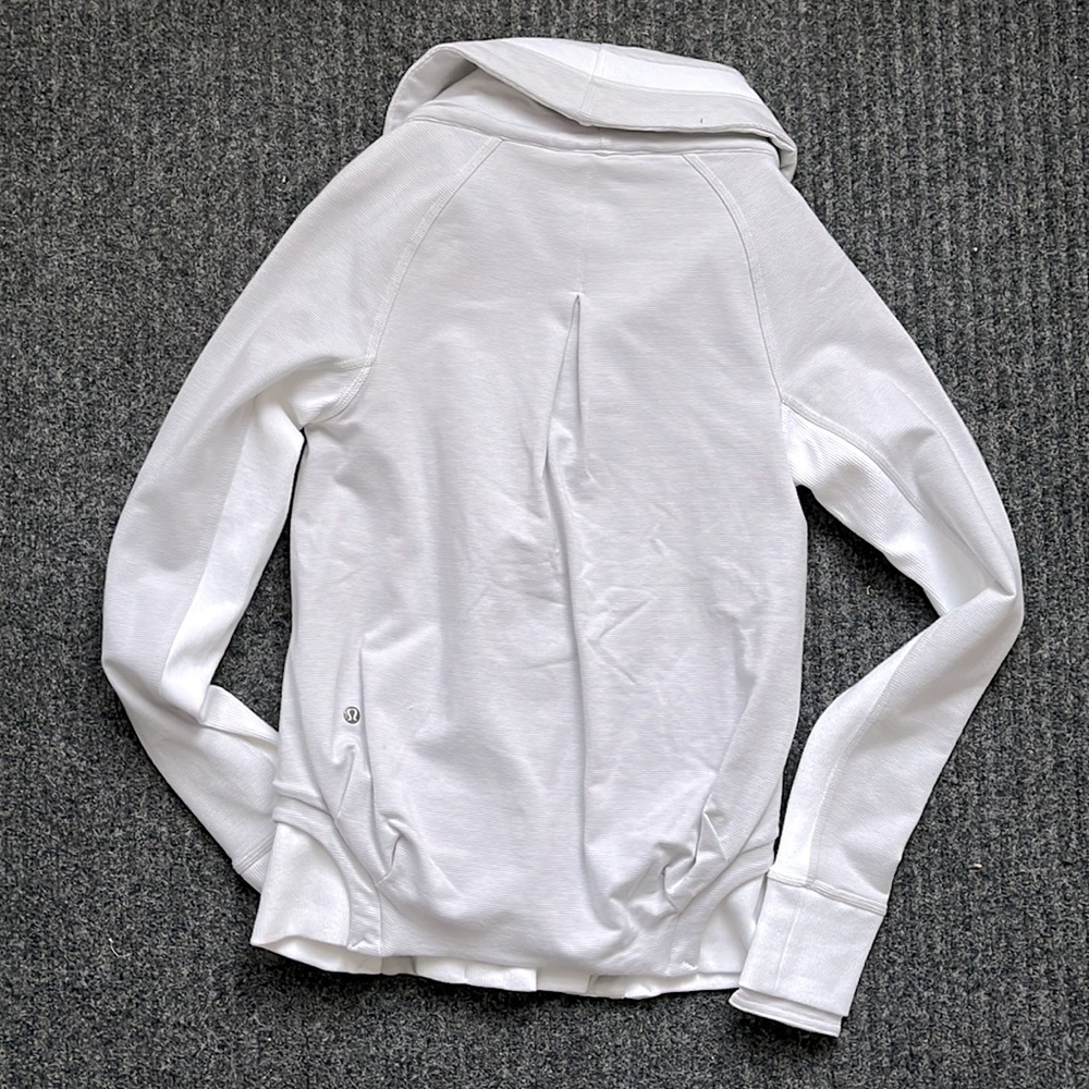 Lululemon To Class Jacket - Picture 2 of 3
